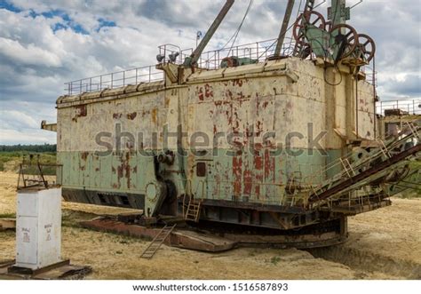 walking excavator soviet